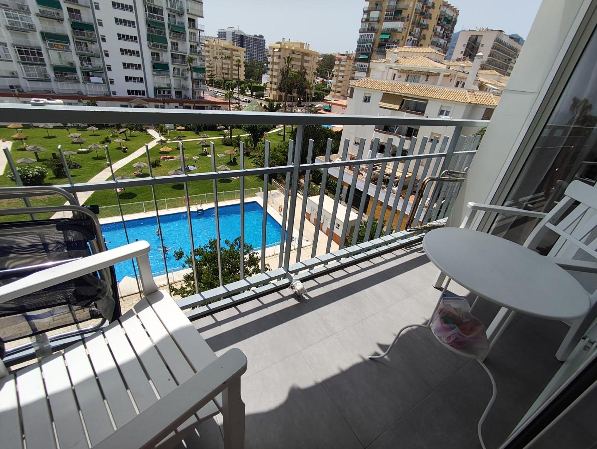 M1 403 Frontal Al Mar Vistas Terraza Y Wifi Benalmádena